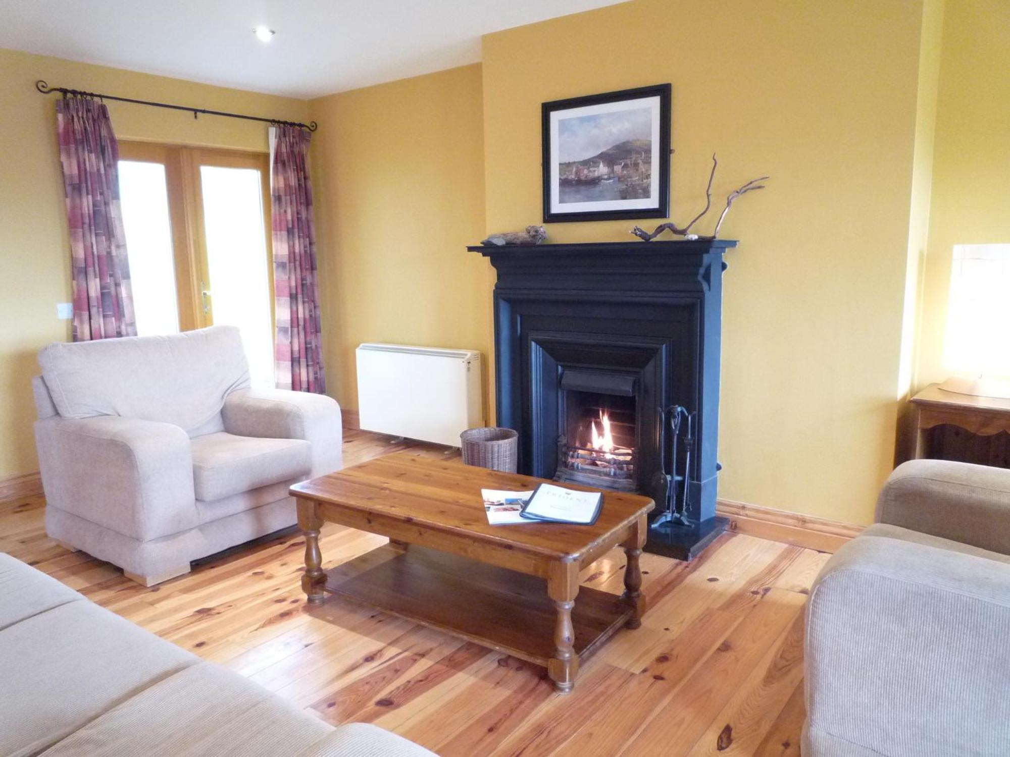 Dingle Courtyard Holiday Homes 3 Bed By Trident Holiday Homes Phòng bức ảnh